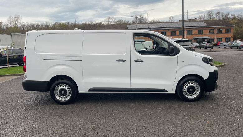 Vauxhall Vivaro L2 Diesel 2.0 Turbo D 145 Prime H1 Van